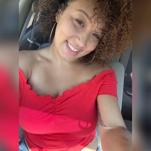 Meet your Posher, Destiny